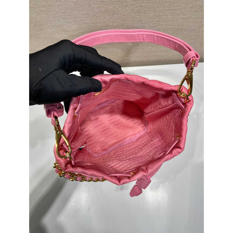 Pra*a re-nylon shoulder bag crabapple powder