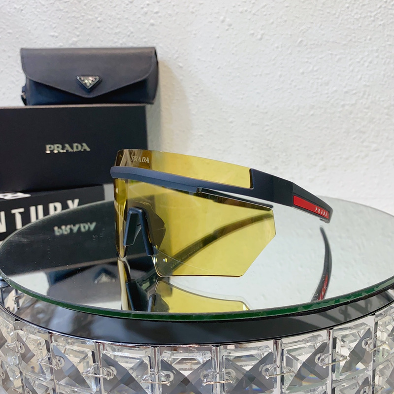 Pra*a linea rossa shield-frame acetate sunglasses yellow and black