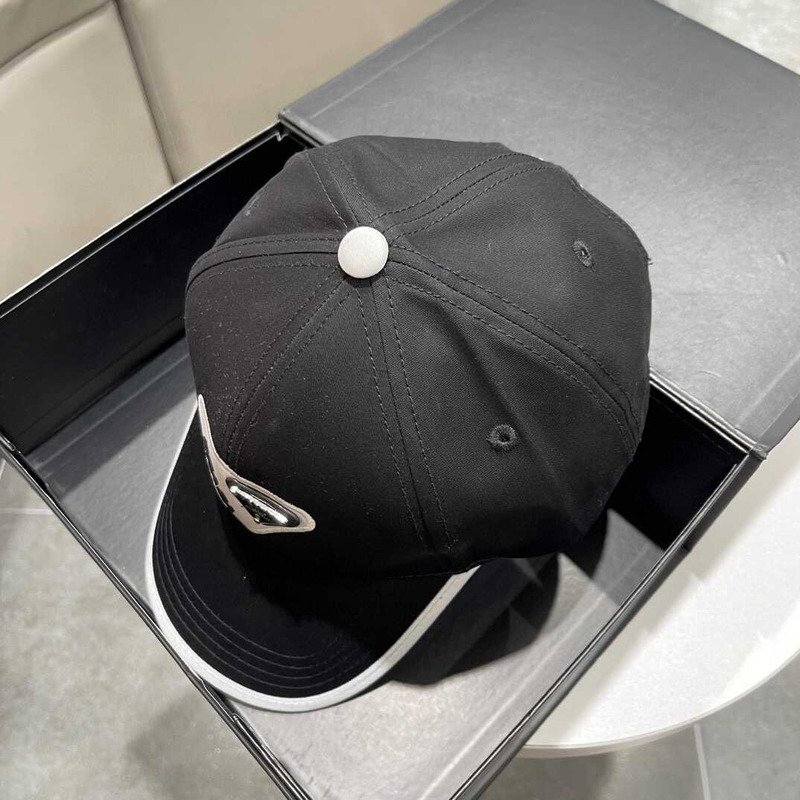 Pra*a  baseball cap with logo black