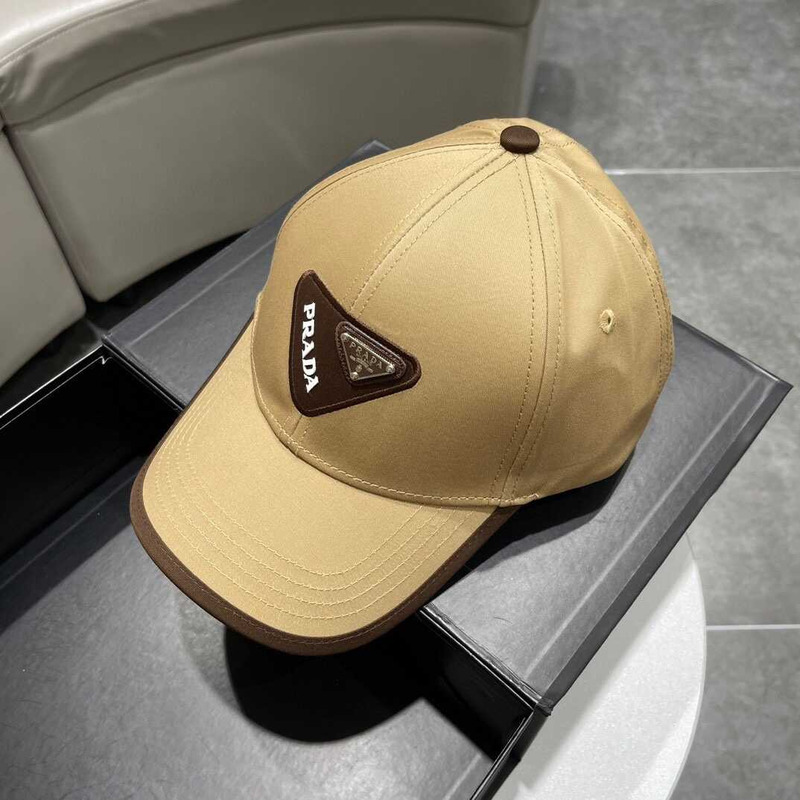 Pra*a baseball cap with logo beige