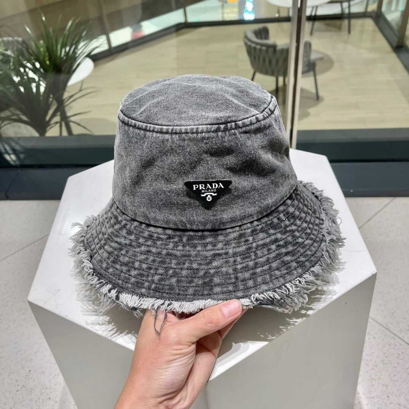 Pra*a denim bucket hat gray