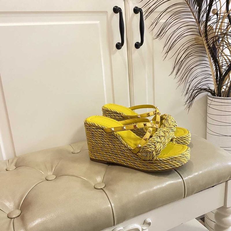 Valentino Garavani Rockstud Wedge Sandals Yellow