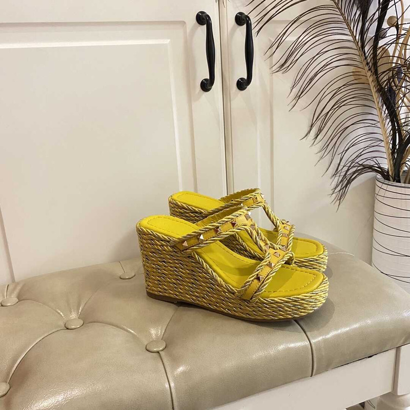 Valentino Garavani Rockstud Wedge Sandals Yellow