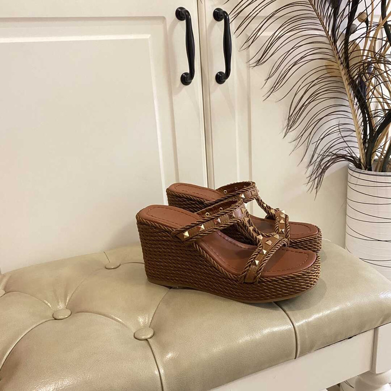 Valentino Garavani Rockstud Wedge Sandals Caramel