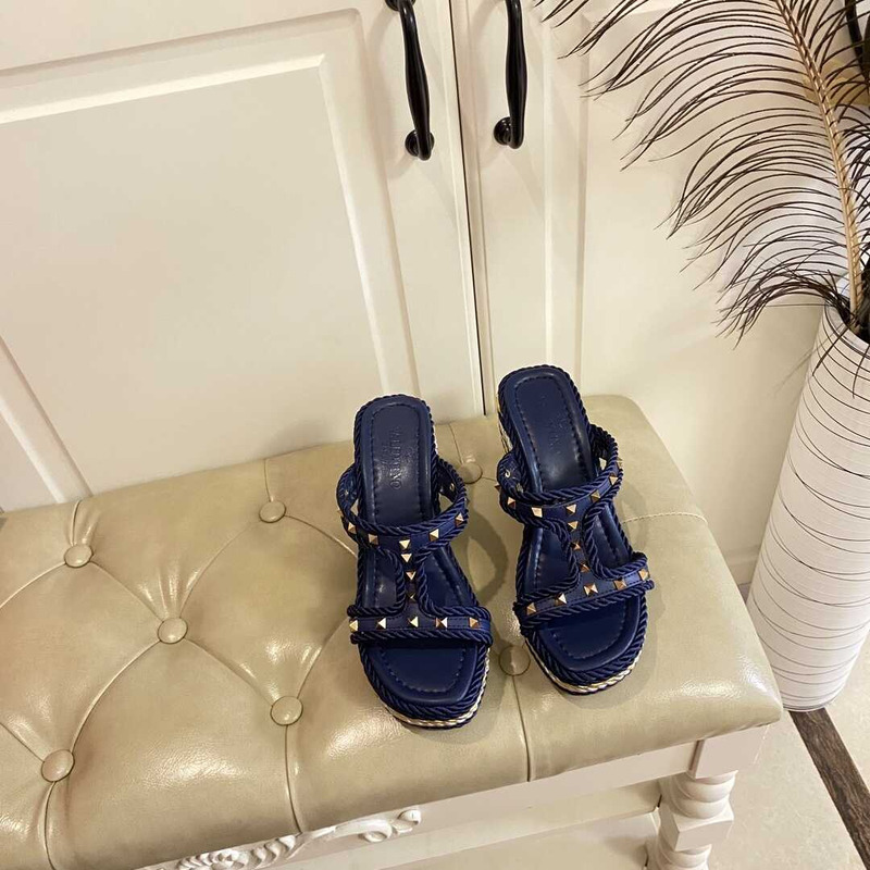 Valentino Garavani Rockstud Wedge Sandals Navy Blue