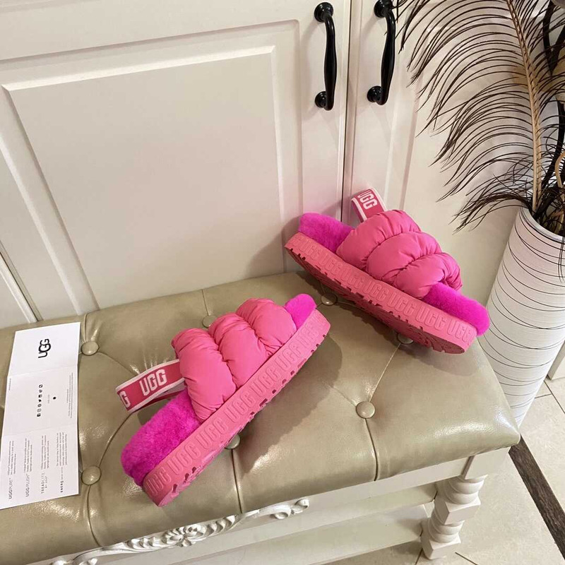 UGG Scrunchita Slides Hot Pink