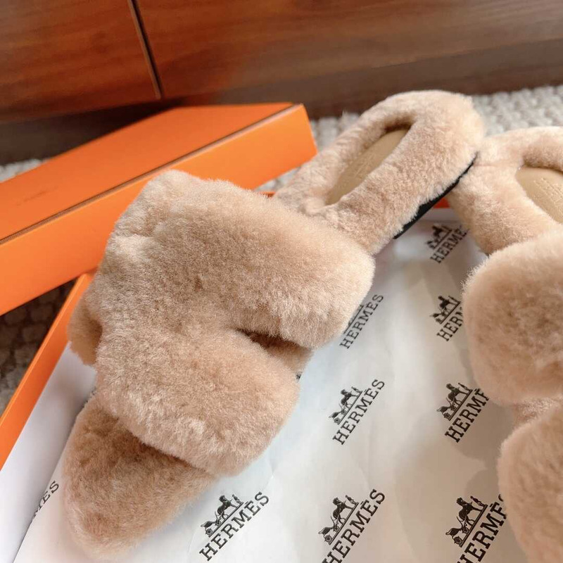 H**mes classic h faux fur slippers camel