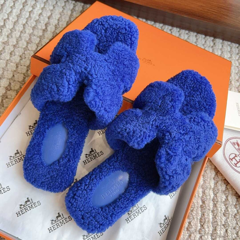 H**mes classic h faux fur slippers navy blue