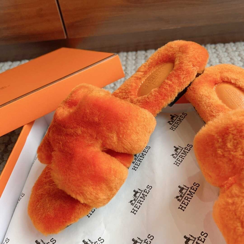 H**mes classic h faux fur slippers orange