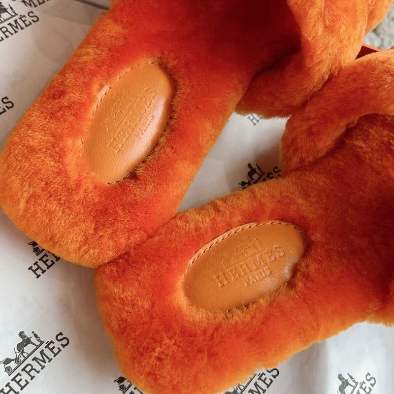 H**mes classic h faux fur slippers orange