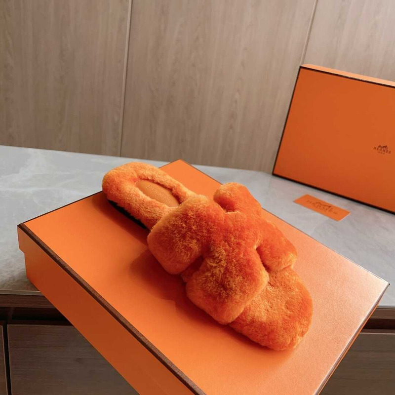 H**mes classic h faux fur slippers orange