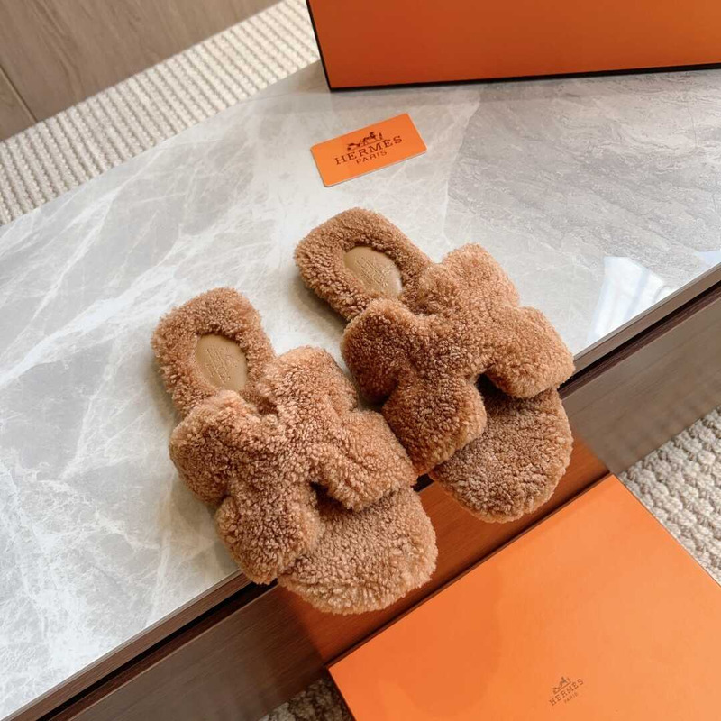 H**mes classic h faux fur slippers caramel