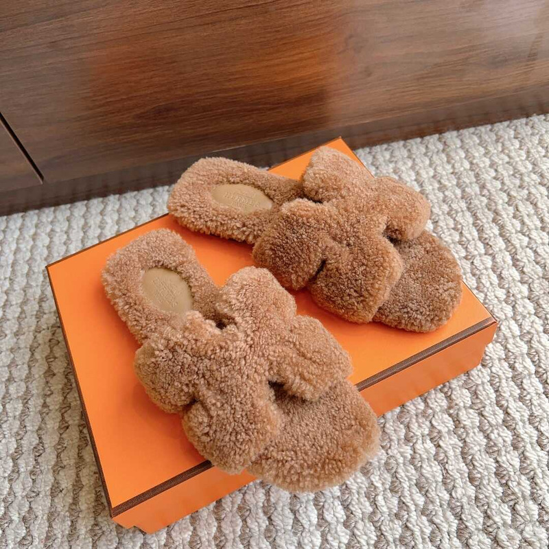 H**mes classic h faux fur slippers caramel