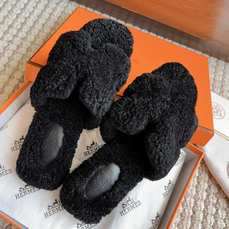 H**mes classic h faux fur slippers black