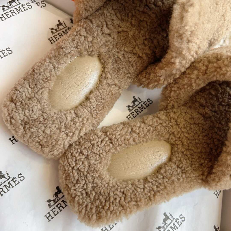 H**mes classic h faux fur slippers coffee