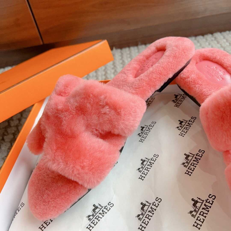 H**mes classic h faux fur slippers coral red