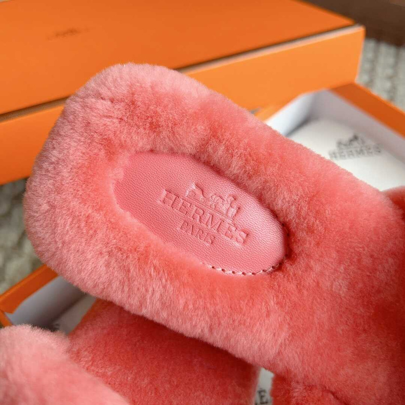 H**mes classic h faux fur slippers coral red