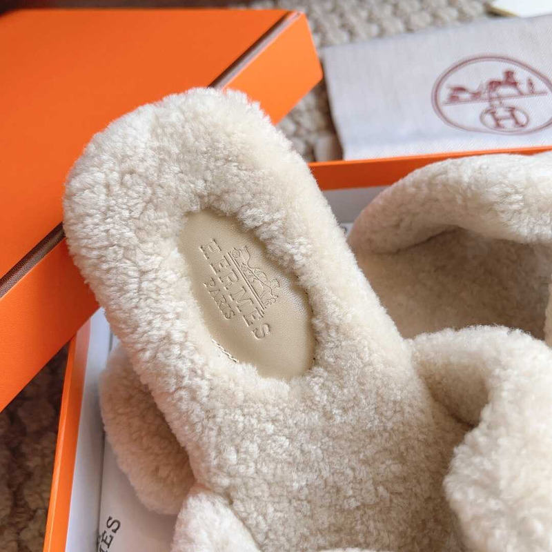 H**mes classic h faux fur slippers cream