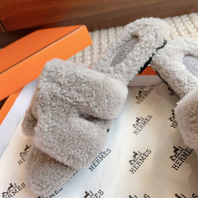 H**mes classic h faux fur slippers grey