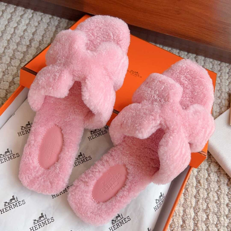 H**mes classic h faux fur slippers pink