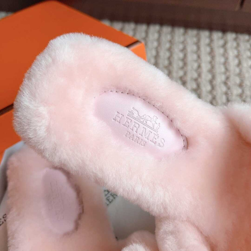 H**mes classic h word faux fur slippers light pink