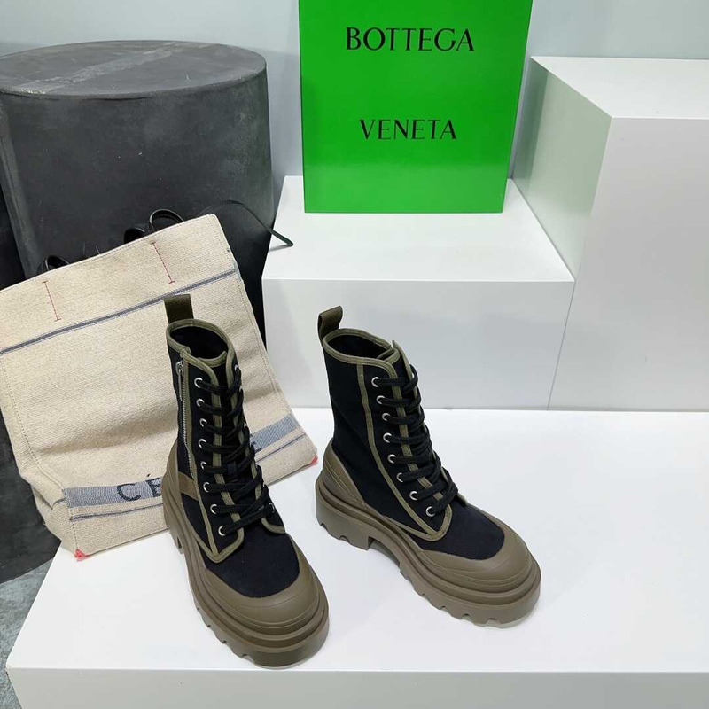 Bo*te*ga ve*ne*ta  lace-up boots dark green