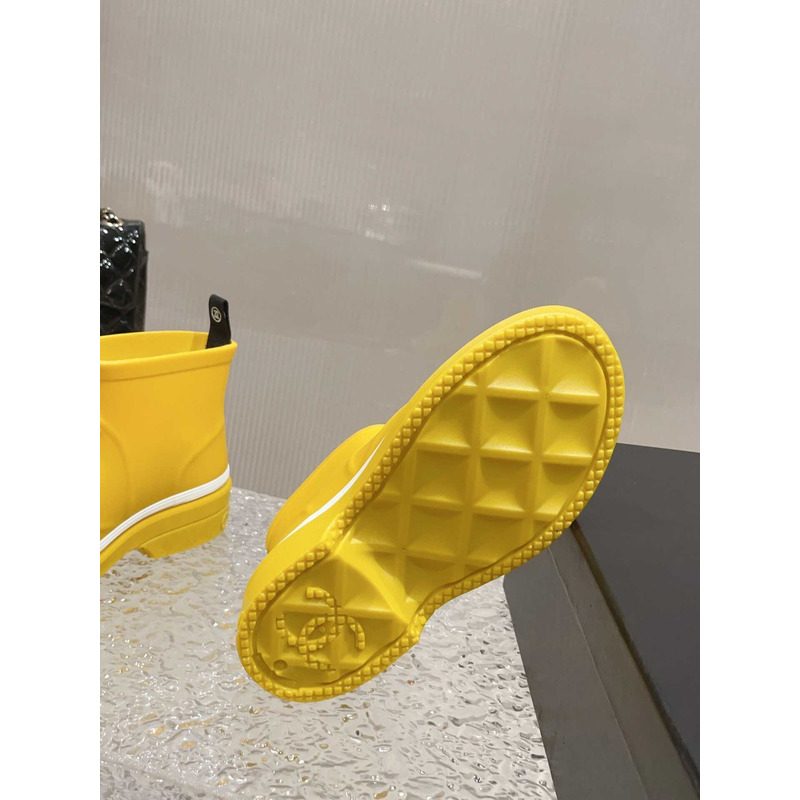 Ch*el short  rain boots yellow