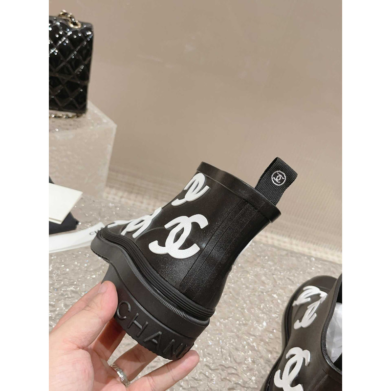 Ch*el short rain boots black and white