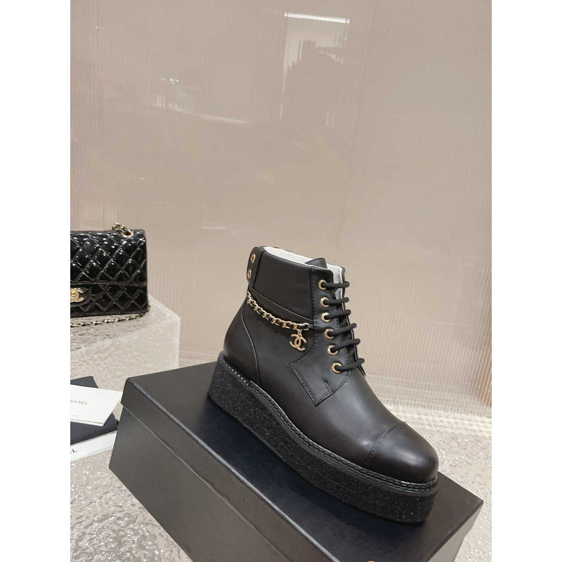 Ch*el interlocking cc logo combat boots black