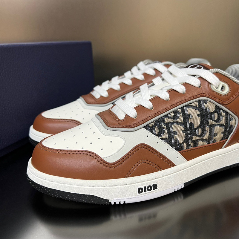 D*or low-cut sneakers brown and creamy white smooth calf leather and beige and black D*or oblique flowers