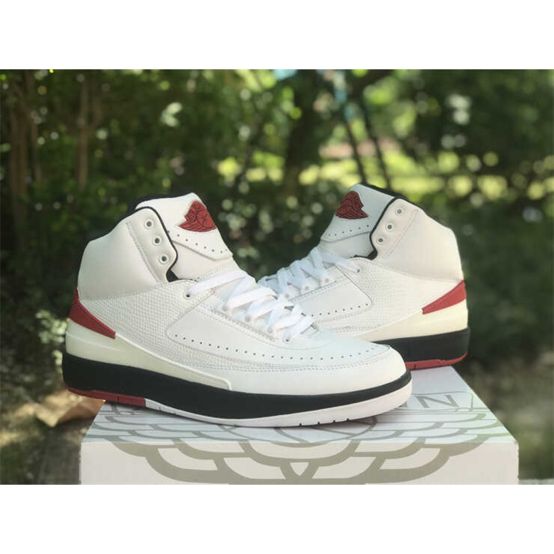 Air Jordan 2 OG “Chicago” Sneakers