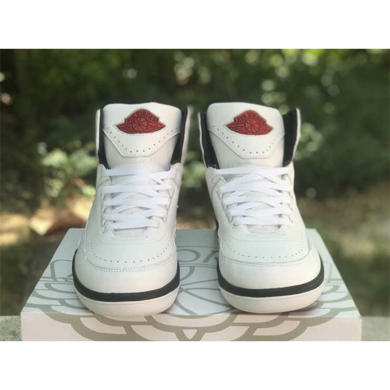 Air Jordan 2 OG “Chicago” Sneakers