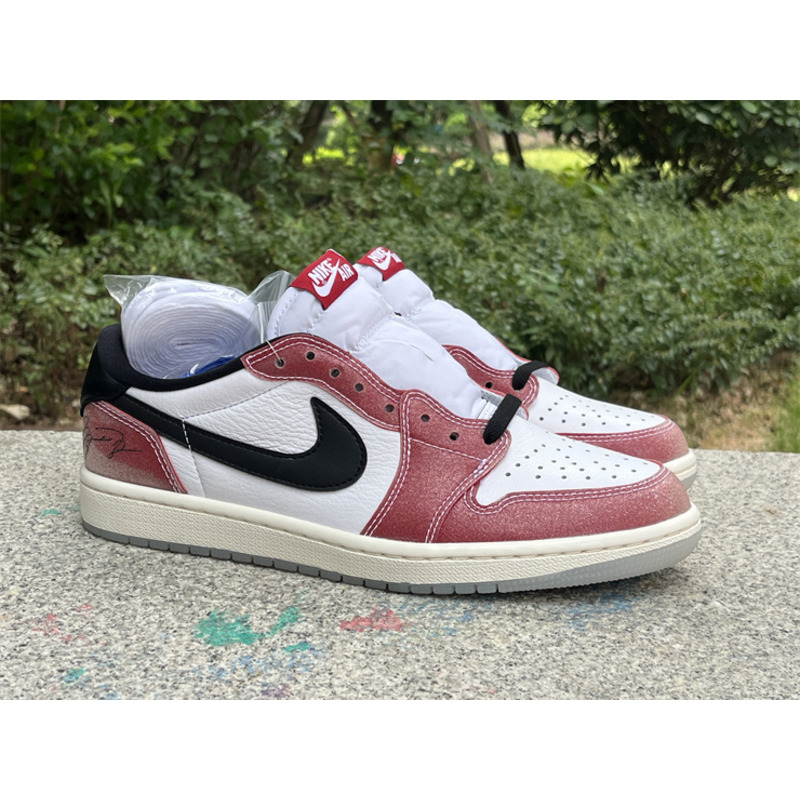 Jordan Trophy Room x Air Jordan 1 Low Sneakers