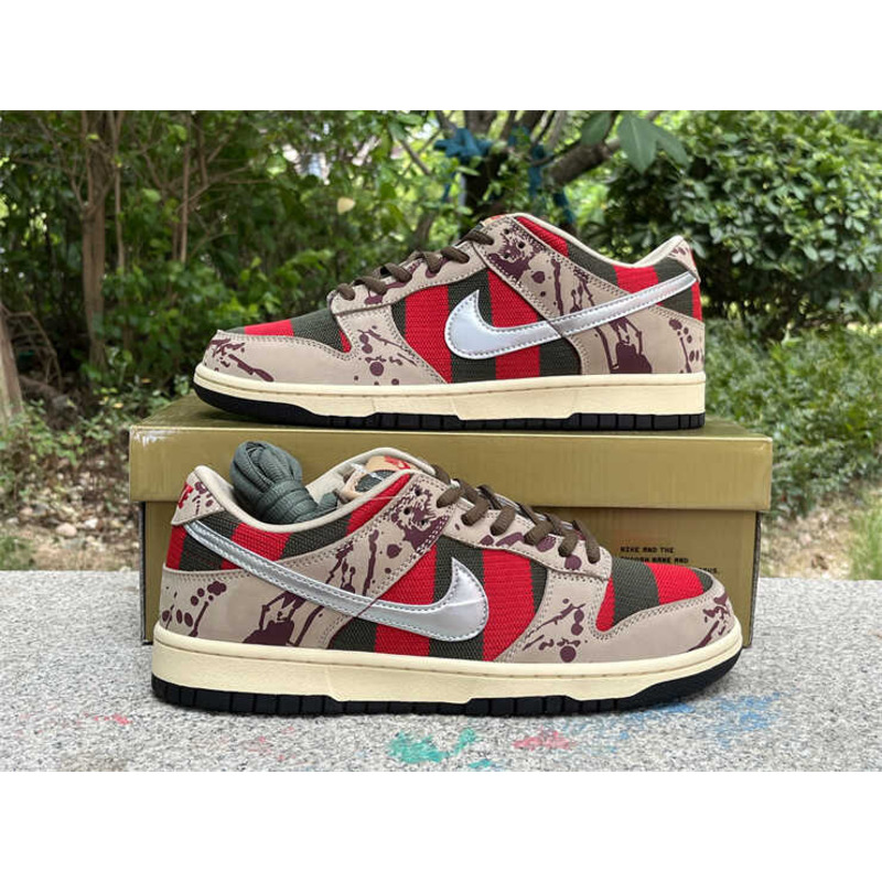 Nike SB Dunk Low “Freddy Krueger”