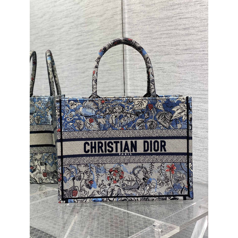 D*or medium D*or book tote blue/black