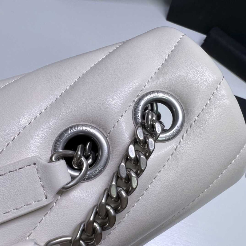 Saint Laurent Loulou Medium Bag In Quilted Leather White