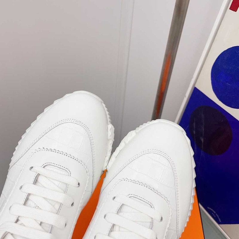 H**mes crocodile low trainer white