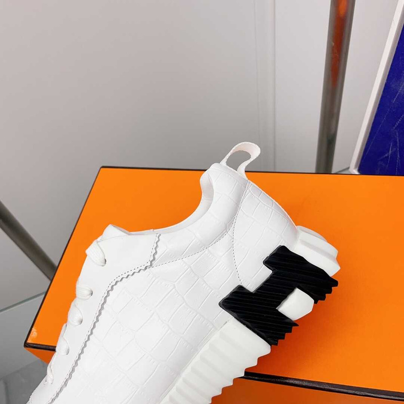 H**mes crocodile low trainer white