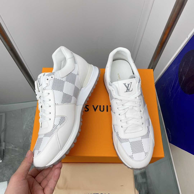 l**is V*t*n run away sneaker white