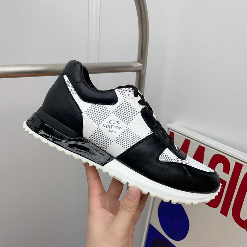 l**is V*t*n run away sneaker black/white