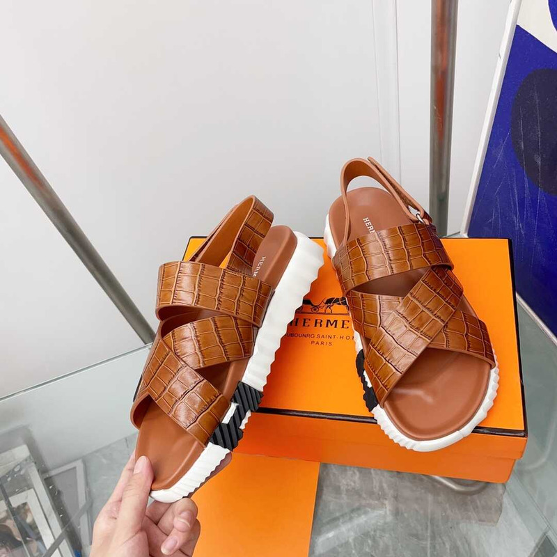 H**mes electric sandal brown