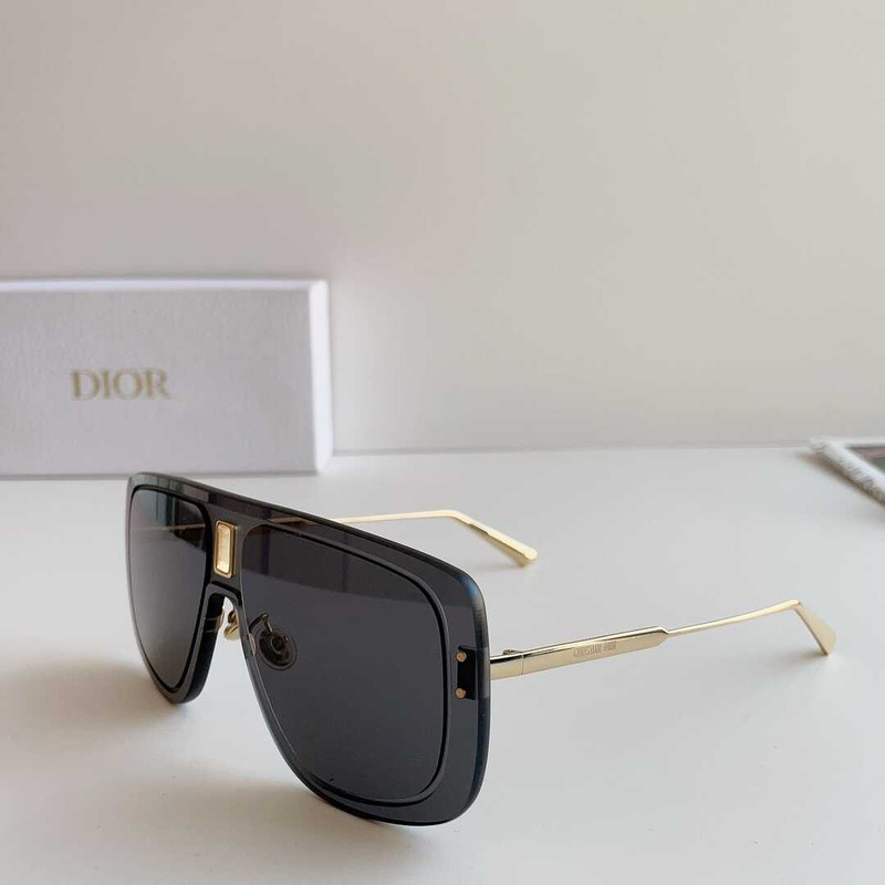 D*or ultraD*or muaviator-frame sunglasses with gold hardware