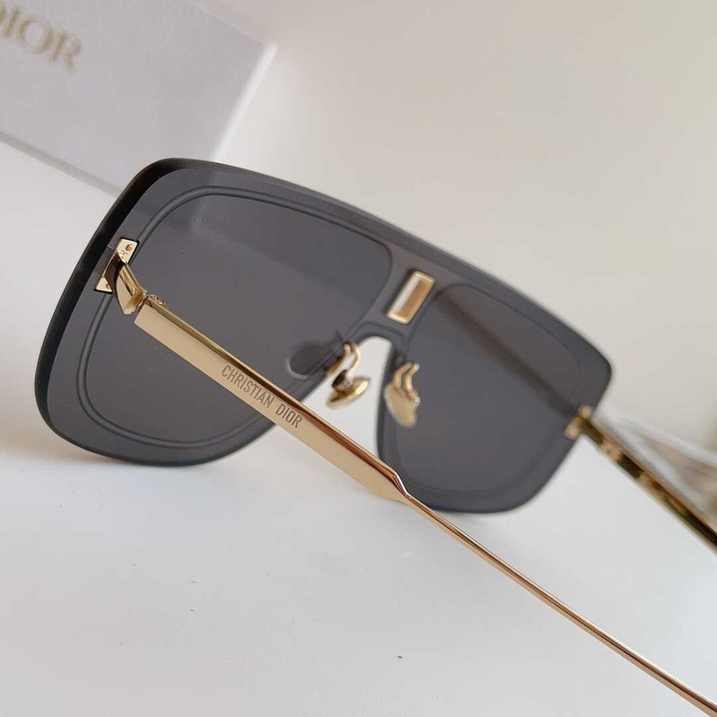 D*or ultraD*or muaviator-frame sunglasses with gold hardware