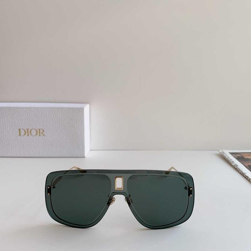 D*or ultraD*or muaviator-frame sunglasses with gold hardware