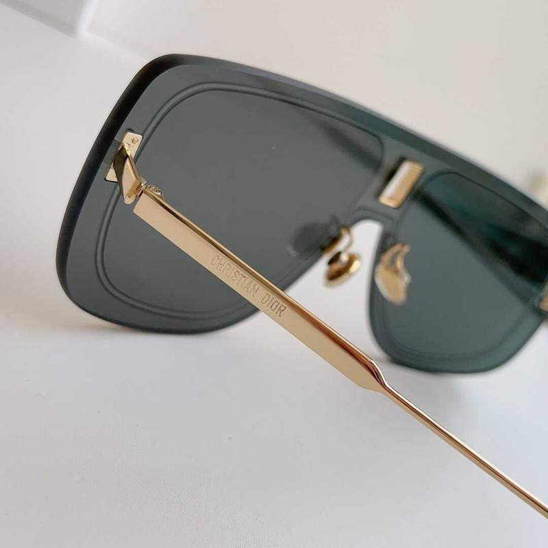 D*or ultraD*or muaviator-frame sunglasses with gold hardware