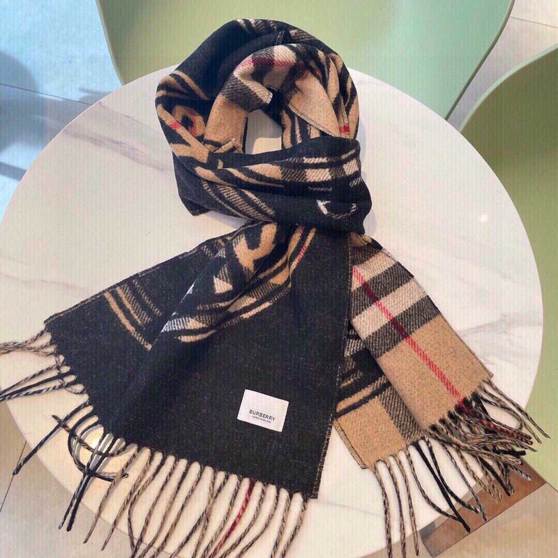 B**rry  inverness check scarf brown and dark blue