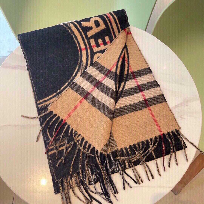 B**rry  inverness check scarf brown and dark blue