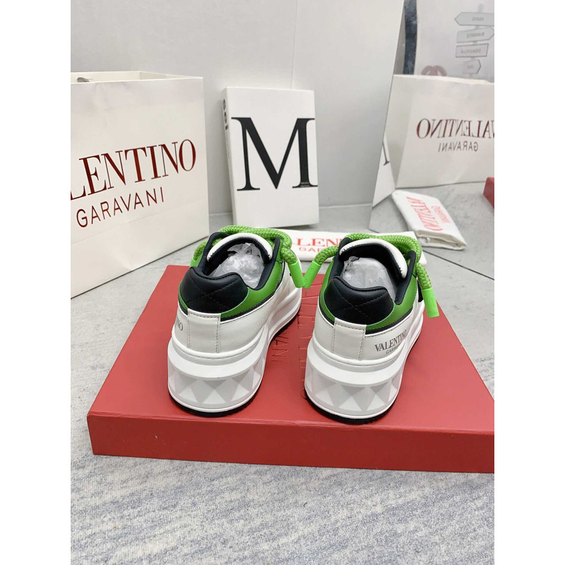 Valentino Garavani One Stud Leather Low-top Sneakers Green And White