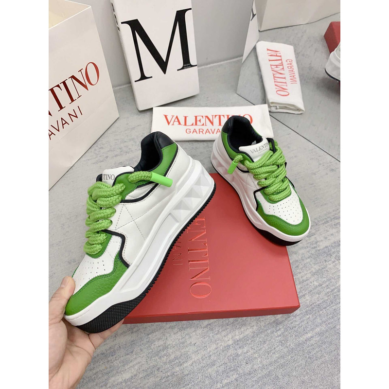 Valentino Garavani One Stud Leather Low-top Sneakers Green And White