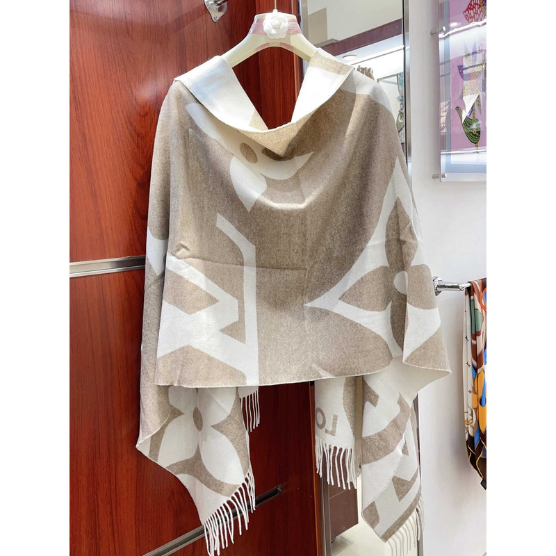 l**is V*t*n cashmere wool double-sided wide scarf/shawl milk tea brown